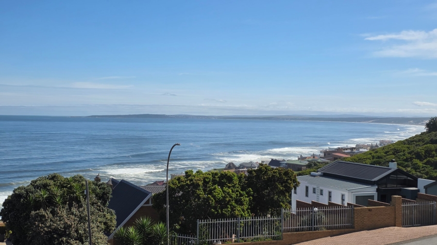 5 Bedroom Property for Sale in Dana Bay Western Cape